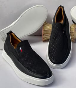 Converse. Size 40 to 46